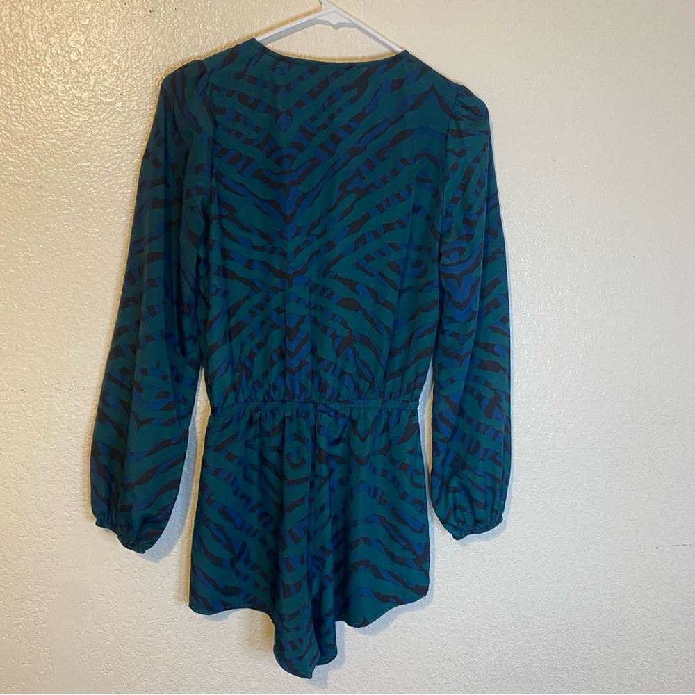 Lovers + Friends Monday to Friday Zebra Print Romper in Evergreen Animal Size S - Picture 7 of 7